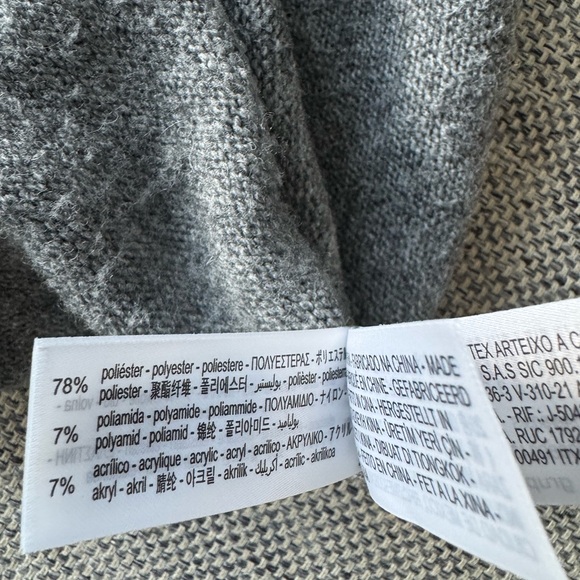 Zara short soft knit dress in size small - Picture 8 of 9